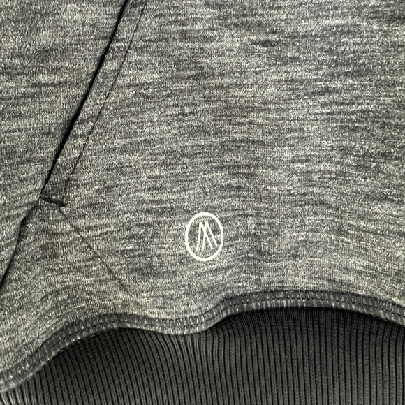 Amari Women’s Pullover Gray - Picture 5 of 6